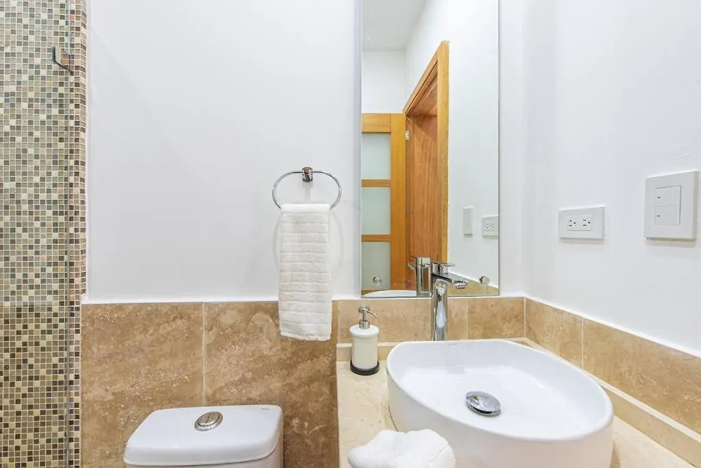 Spectacular 3 Bedrooms Beach Front At Playa Bonita Aquamarine Building #104 ラス・テレナス ドミニカ共和国