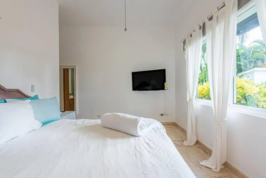 アパート Spectacular 3 Bedrooms Beach Front At Playa Bonita Aquamarine Building #104 ラス・テレナス ドミニカ共和国